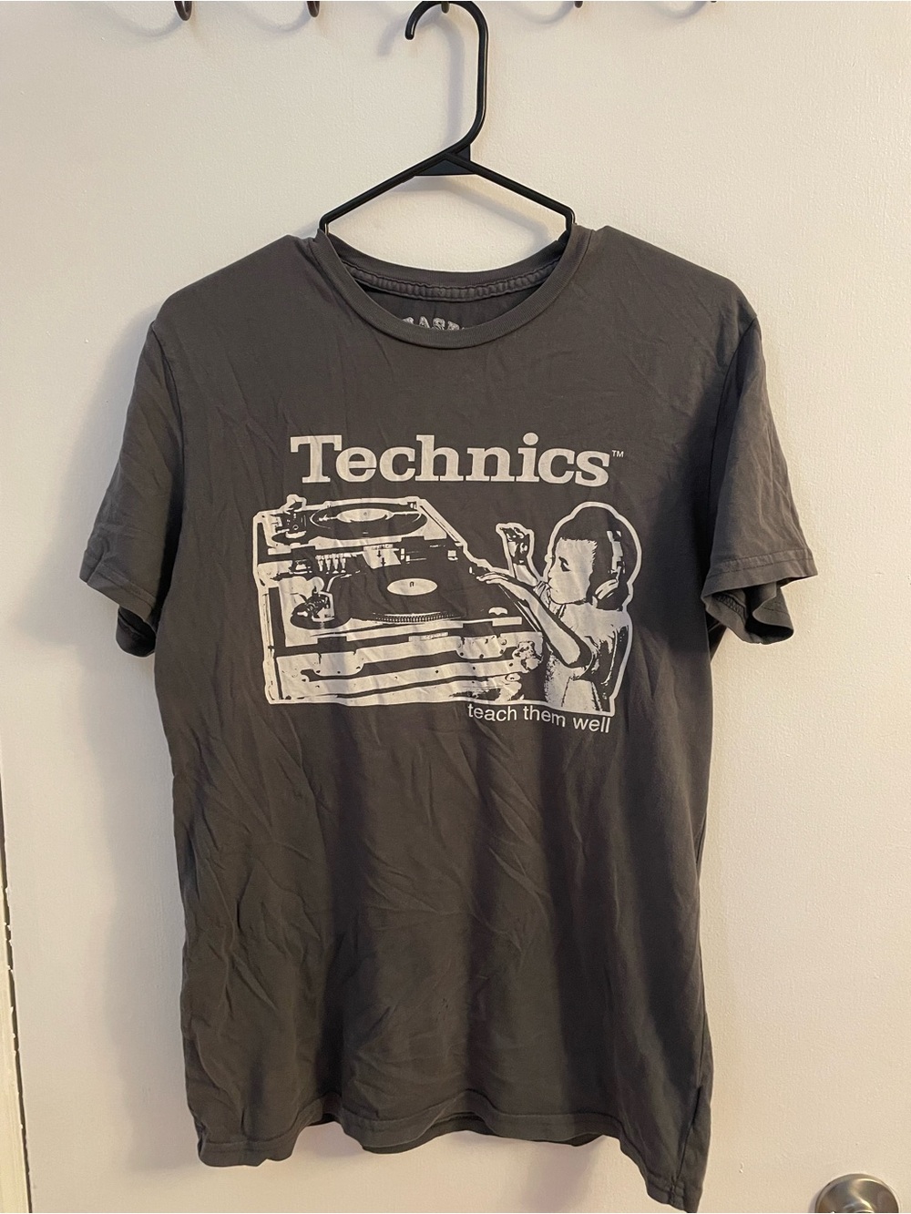 Vintage Technics Graphic Tee